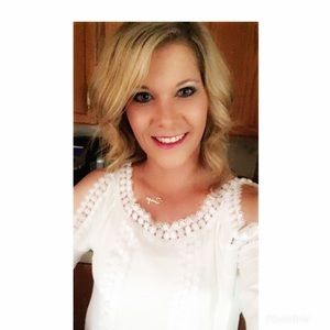 Meet your Posher, Deanna